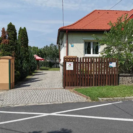 Pensjonat Glazer Szallas *