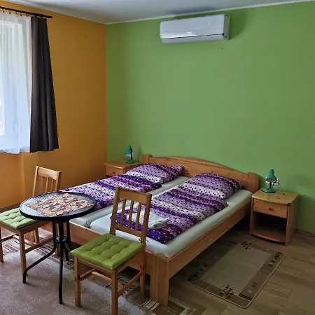 Guest house Glazer Szallas